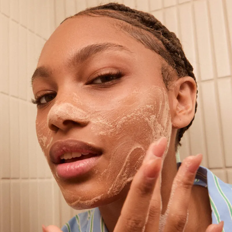 Sincerely Yours Kindly Clean Hydrating and Soothing Foaming Gel Cleanser