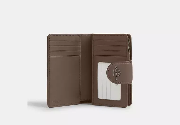 Coach Medium Corner Zip Wallet