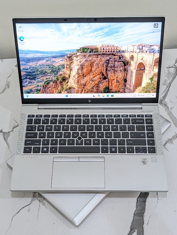 MacBook Pro 2019 16 inch
32GB RAM ~ 512GB SSD
2.4GHz  6-core Intel Core i9
4gb dedicated graphics 
Touch Bar & Touch ID