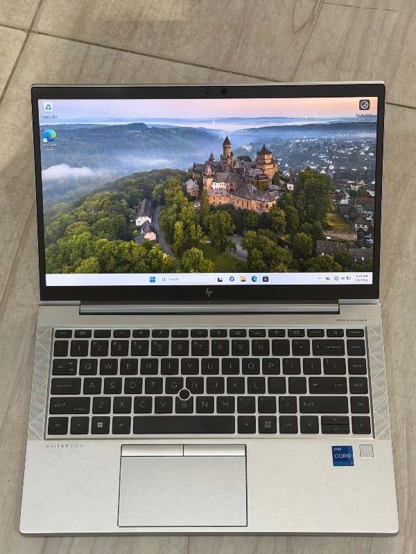 HP EliteBook 840 G8 Laptop
14" IPS FHD Touchscreen Display
Intel Core i7-11th Gen up to 4.7GHz
Wolf Pro Security Edition
16GB RAM 
512GB SSD 
Fingerprint Sensor
Backlit keyboard
2 Thunderbolt Port 
Laptop and charger