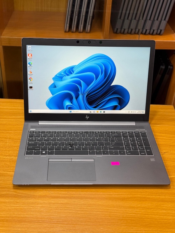 HP Zbook 15U G6 Touchscreen
Intel Core i7-8665U @ 1.9Ghz/ 4.8Ghz
*4gb AMD Firepro WX3200 Dedicated graphics*
16gb RAM / 512gb SSD
Backlit Keyboard
8th generation
1920x1080 15.6” FHD Display
