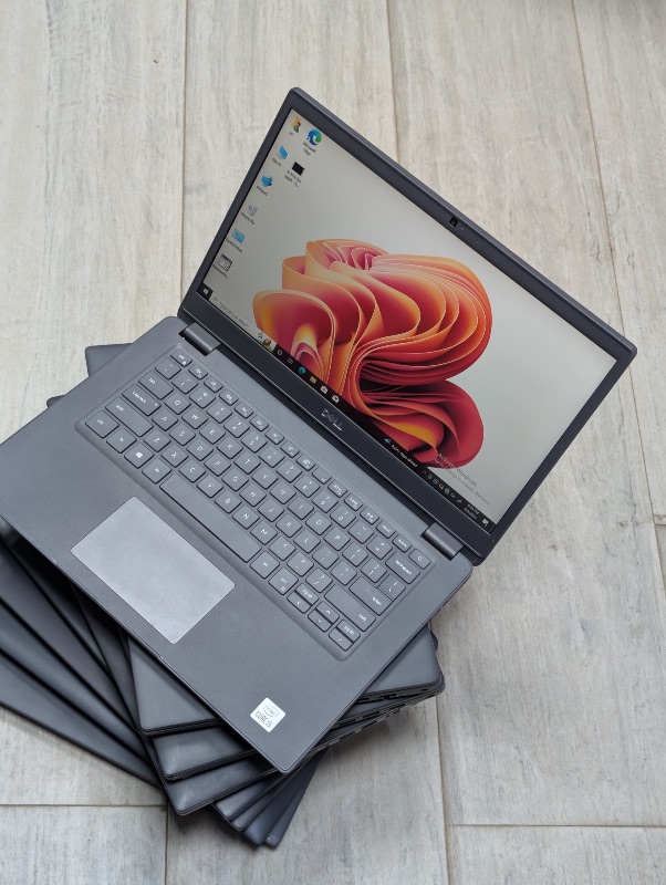 2020 Dell Latitude 3510 |8GB Ram | 256GB SSD|  Intel Core i5-10210U 10th Gen |13" FHD | Keyboard Light | NONTouchscreen  | 8 Logical Processor  |