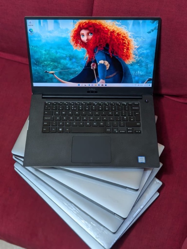 DELL PRECISION  5540
INTEL CORE I7 
512 SSD -16GB RAM 
KEYBOARD LIGHT 
9TH GENERATION 
OLED SCREEN 😍
4GB DEDICATED GRAPHIC T2000✅✅
15.6 INCH SCREEN 
🎮 🎮 
4K VIEW DISPLAY 
 2019 MODEL OF LAPTOP