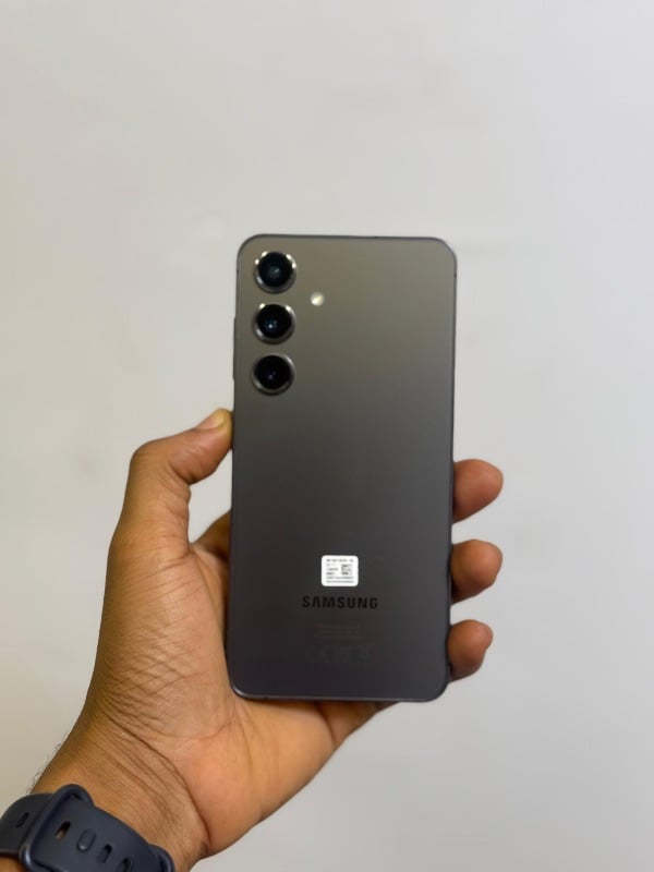 Uk Used 
Samsung s24 
128GB