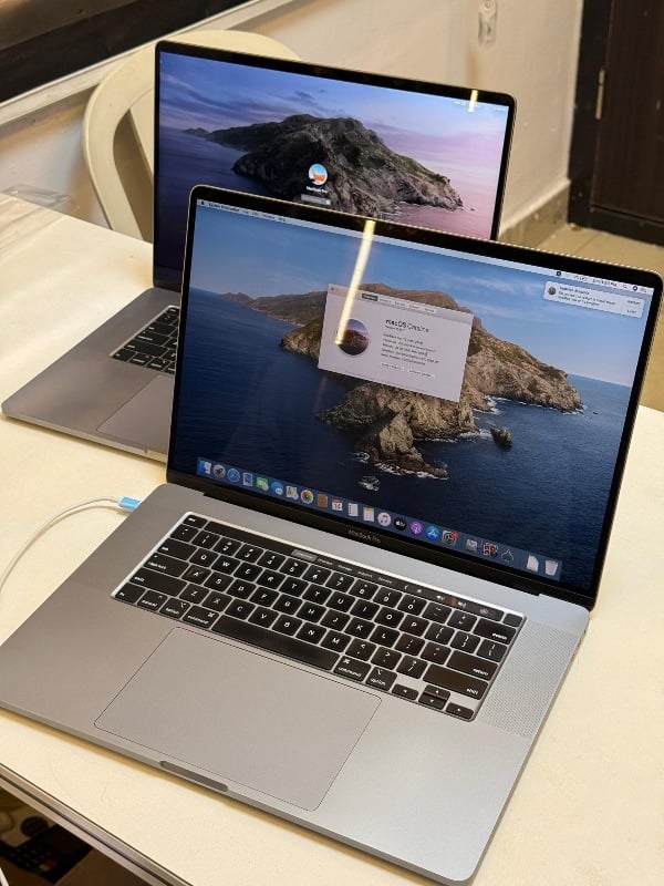 Microsoft Surface Book 2 | 15" 4K Touch PixelSense Display  | Intel i7-8th Gen  | 16GB RAM / 512GB SSD | NVIDIA GTX 1060 6GB Dedicated Graphics  | Face ID IR Camera (Detachable) | Backlit Keyboard | Stylus PEN|