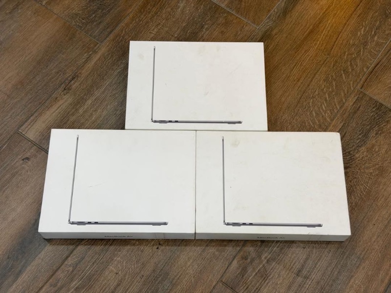 Brand New || MacBook Air || M3 Chip || 13 Inches || 16gb || 256gb SSD ||