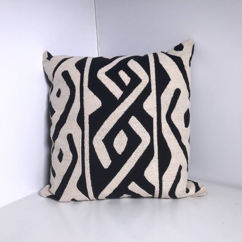 Pillow #018