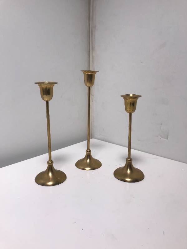 Antique Brass Metal Holder