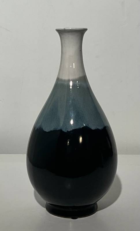 Three Hands Multi tone Vase
