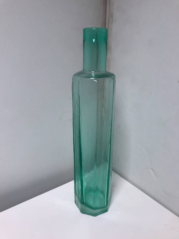 Skinny Bottle Bud  Glass Vase