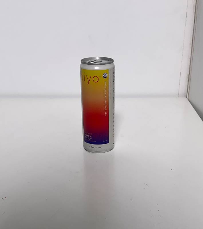 Hiyo Organic Peach Mango Functional Seltzer Can