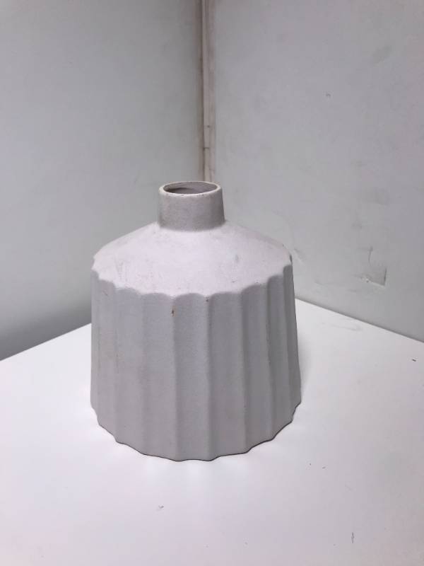Porcelain Round Table Vase