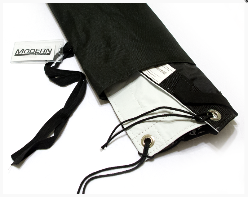 Modern Studio 20' x 20' UltraBounce White / Black Reversible with Corners and Alu Tubes