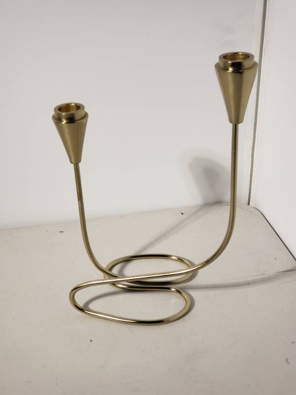 Twisted candle holders