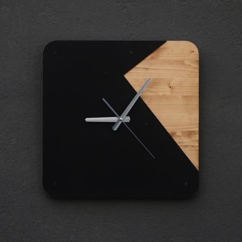 Modern Wooden & Black Square Wall Clock – Minimalist Home Décor