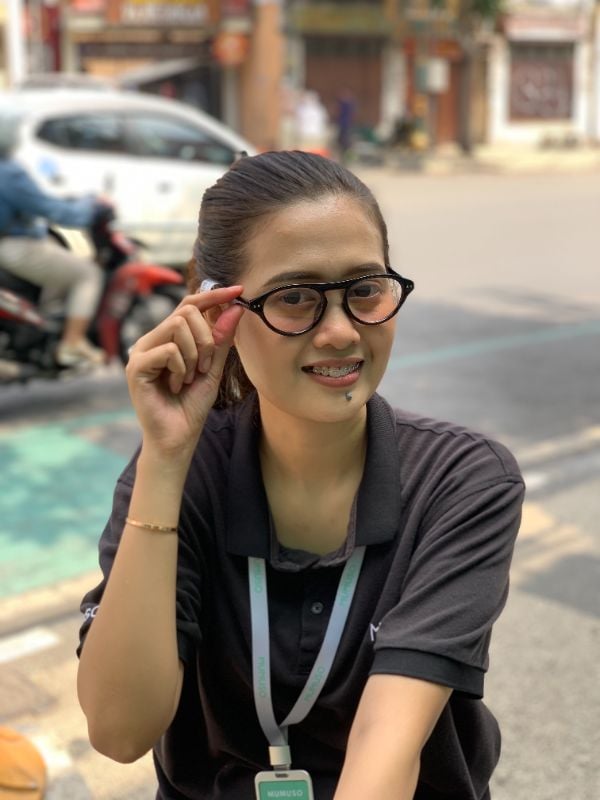 Kacamata Hitam 2376 (Hitam Merah Muda)