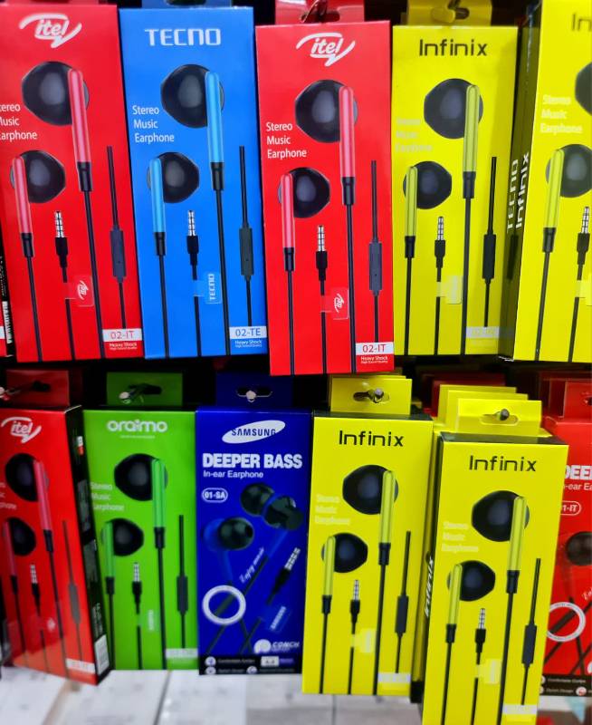 Brand Logo 01/02 Wired Earphone