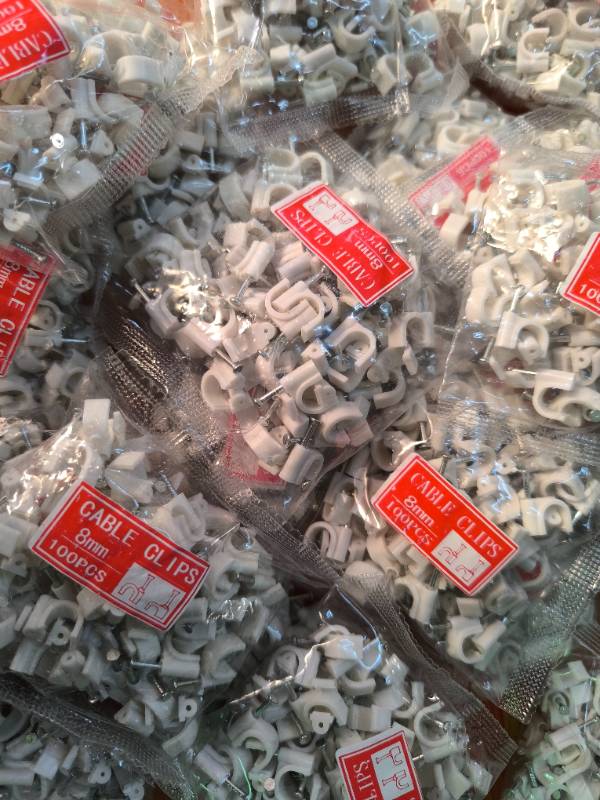 Cable Clip ( 8 mm size - 100 Pcs )