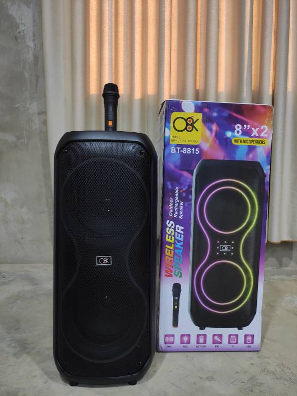 BT 8815 8"x2 Bluetooth Speaker with Wireless Mic
