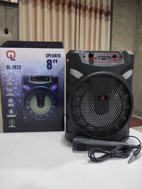 QL - 1822 8" BT Speaker with Mic