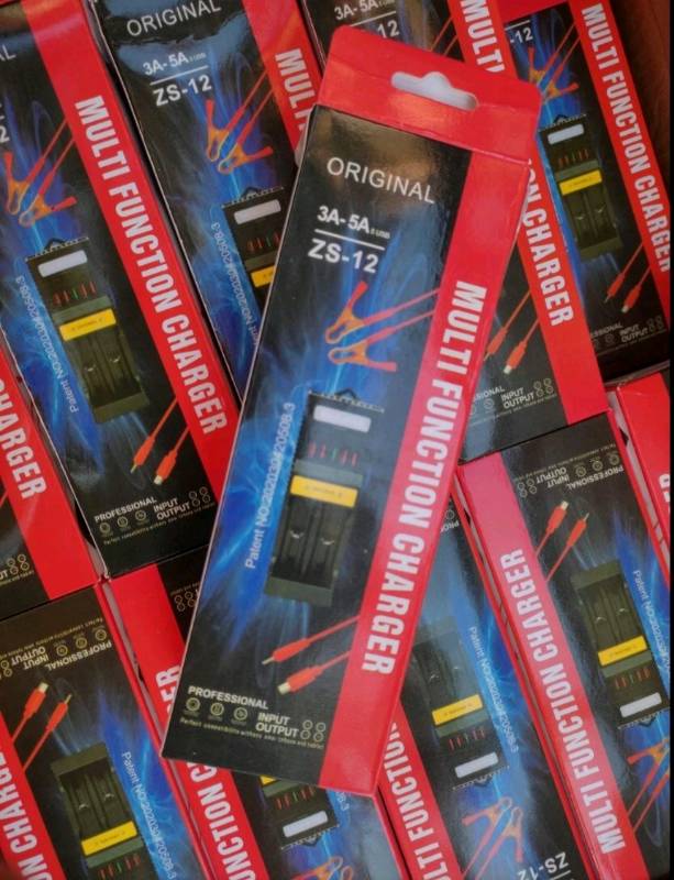 ZS 12 ( 5 USB Port and Battery ) DC Charger