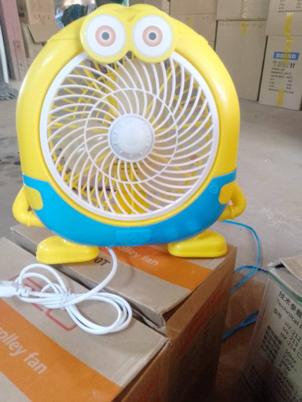 Cartoon 9" AC Table Fan - ဇာတ်အငြိမ်