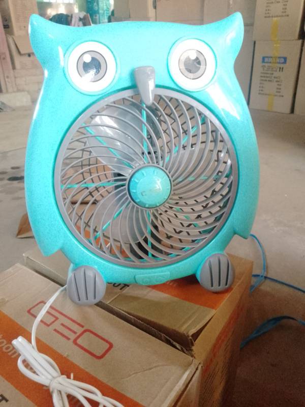 Cartoon 9" AC Table Fan - ဇာတ်အငြိမ်
