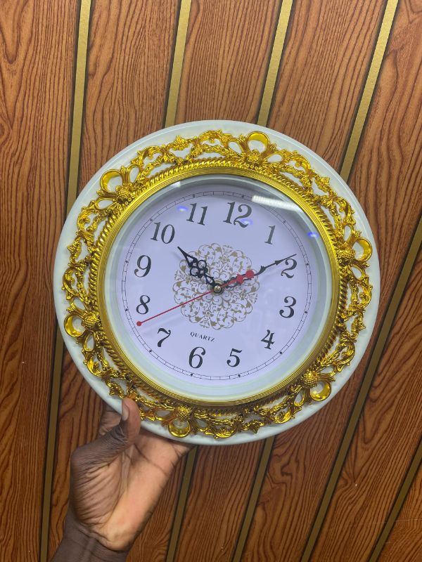 Montre de maison et bureau