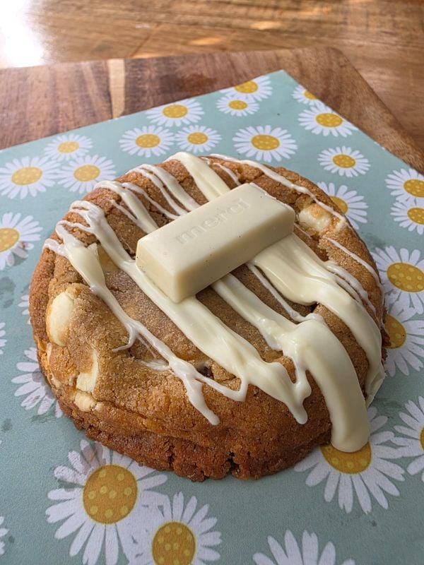 White Chocolate Cookie