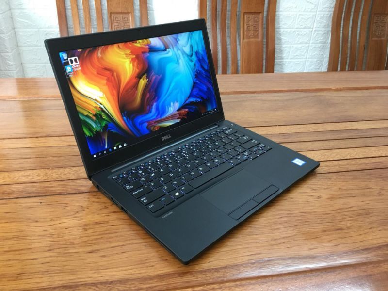 Dell latitude core i5 7TH