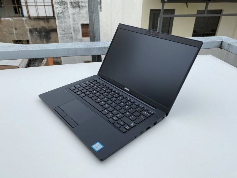 Dell latitude core i5 5TH
