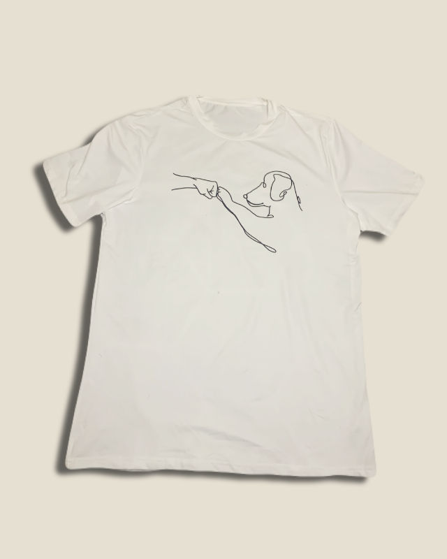 Camisa Unisex Blanca con diseño minimalista