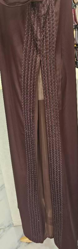 Desert Bloom Abaya:Where Modesty Meets Style
