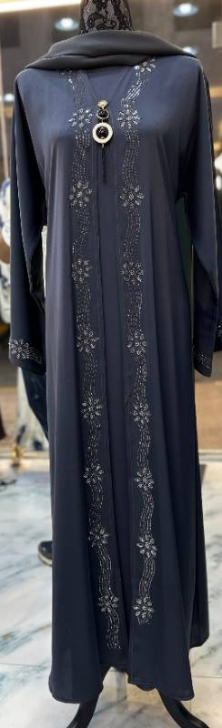 Grey Ember Abaya: A Masterpiece Of Design