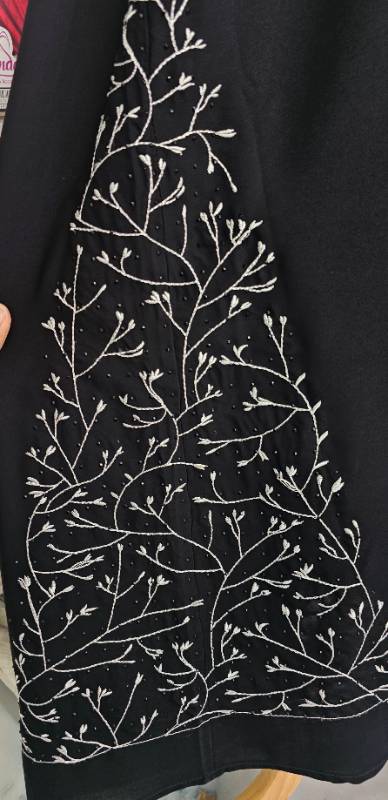 White Accents Korean Nidha Abaya