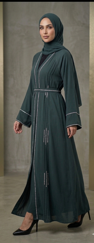 Elegant Emerald Green Embellished Abaya – Modern Modest Evening Wear