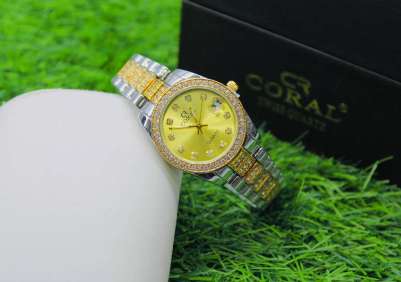 Coral Premium Style - Ladies Metal Watch With Water Resistant Feature