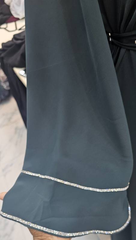 Dark Green Perfection: Elegant Umbrella Abaya