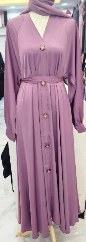 Haya Rose Abya:A Touch Of Elegance in Pink