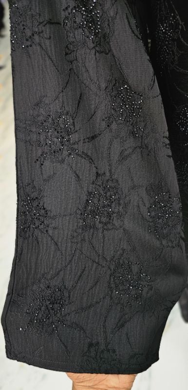 Shadowed Florals:A Black Abaya for All