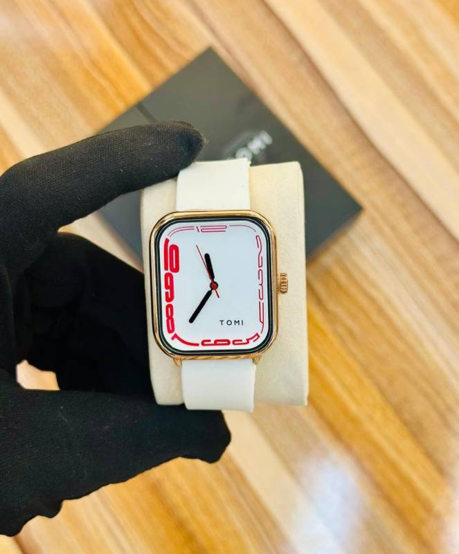 Tomi Horologe:A Watch that Speaks for Itself