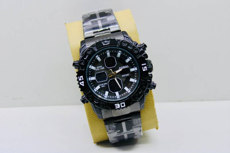 Coral Astral:The Perfect Accessory for the fashionable Man