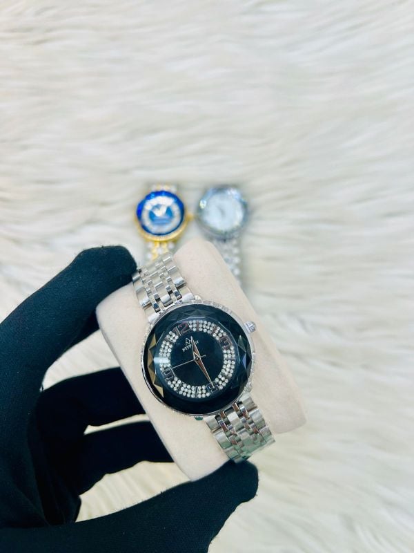 Premium Fitron Crystal-Embellished Women’s Watch – Sophisticated Elegance