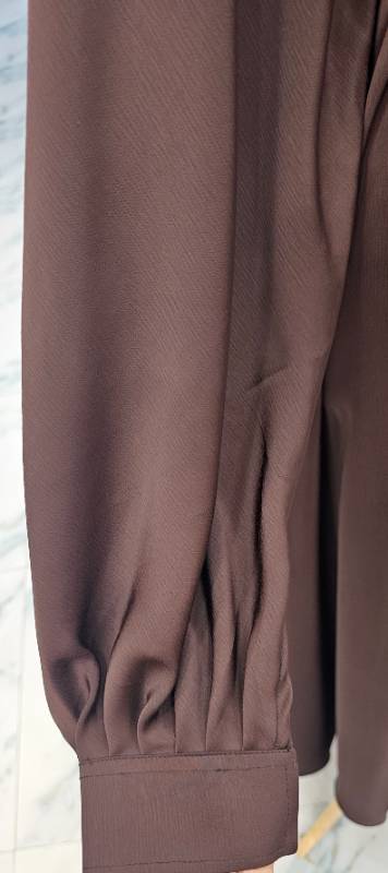 Elegant,Modest,and Chic:Brown Elegance Abaya