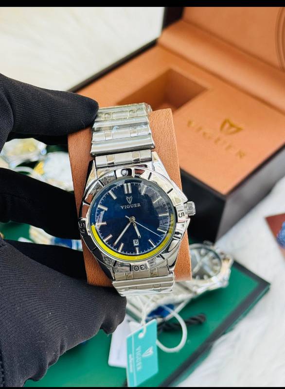 Vigour Dynamo:Metal Watch for The Modern Man