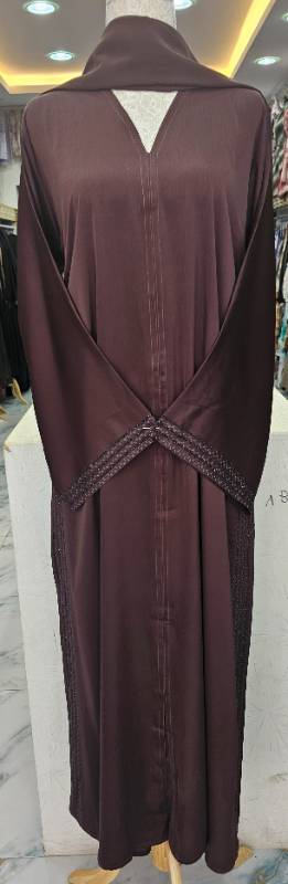 Desert Blomm Abaya:Where Modesty Meets Style