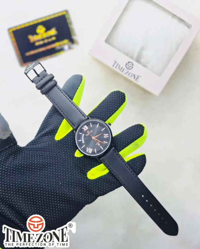 Timezone Timekeeper: Classic Watch with Date & Time
