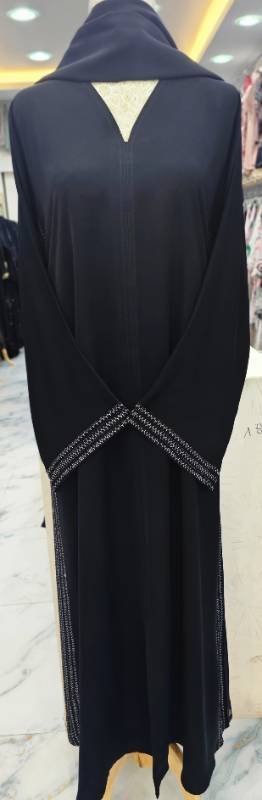 Lina Abaya:A Masterpiece of Korean Nidha Fabric