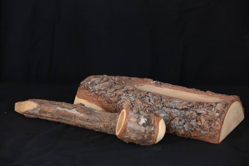 Natural Wooden Sculpture – Pipe-Inspired Organic Decor Piece
تحفة خشبية طبيعية بشكل غليون – ديكور فني عضوي