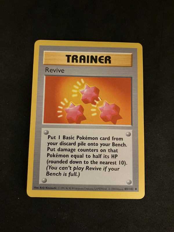 1999 Pokemon Base Set Shadowless Revive 89/102